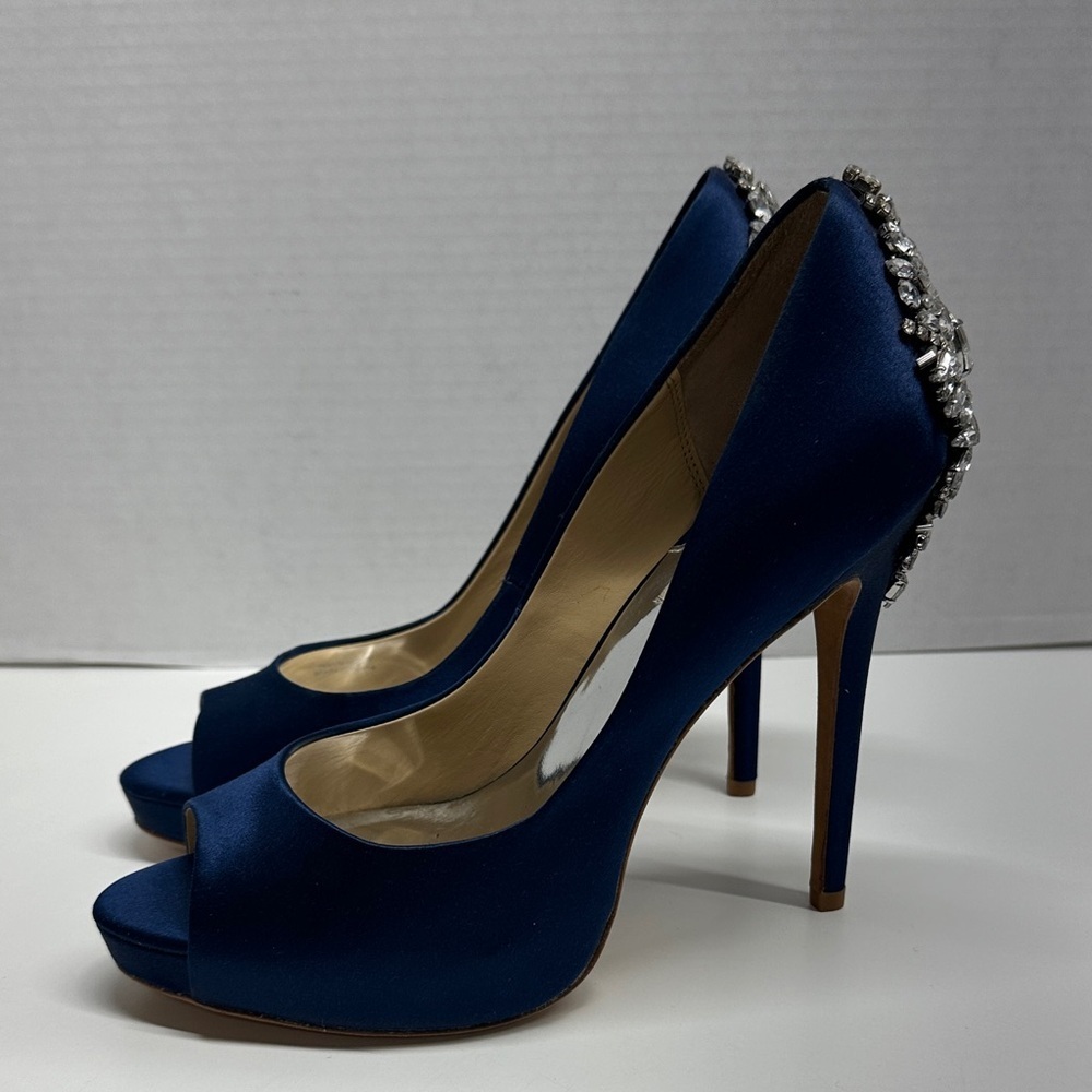 Badgley Mischka Kiara Pumps High Heel Shoes Peep Toe Jeweled Back Blue Size 9 - Picture 2 of 10